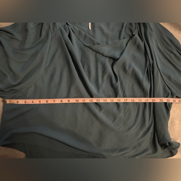 Free People Cowling Around long sleeve blouse jade size M - Picture 4 of 7